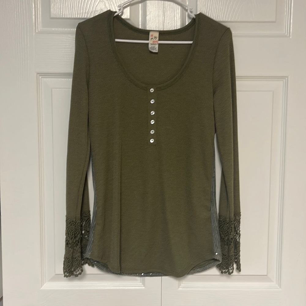 Womens Top NWOT